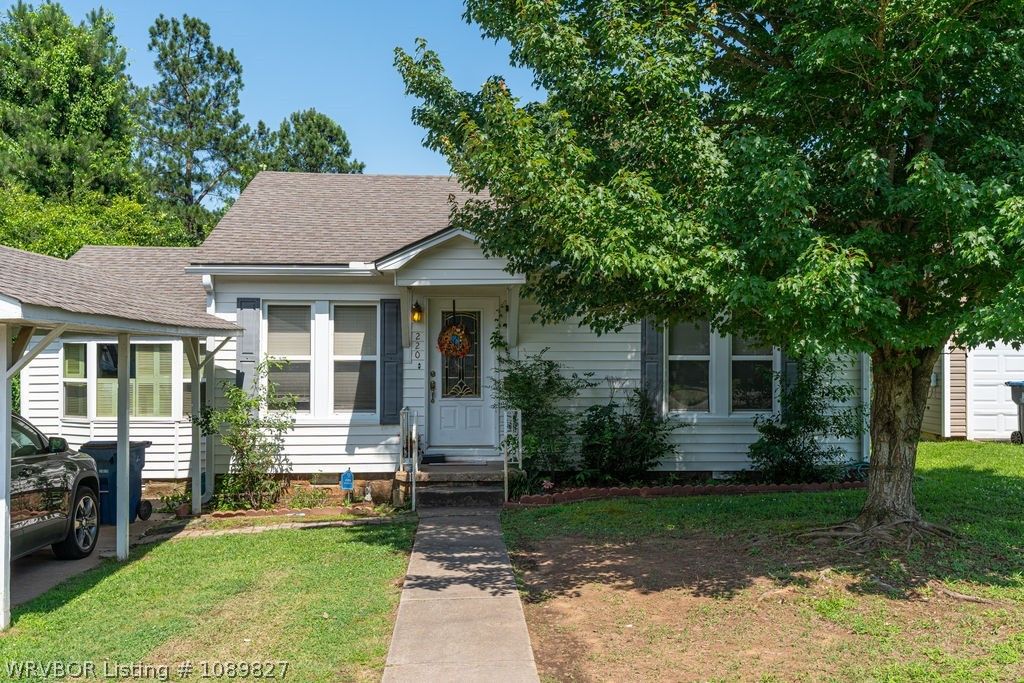220 N 43rd Street, Fort Smith, AR 72903