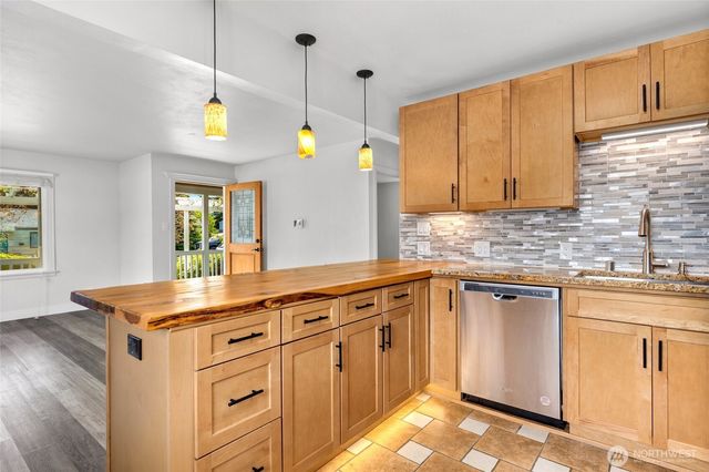 1710 Maple Street, Everett, WA 98201