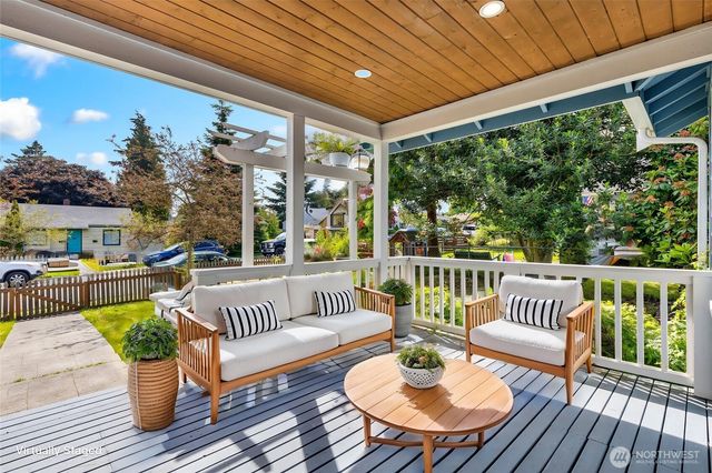 1710 Maple Street, Everett, WA 98201