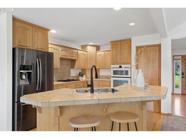 2446 Sw BARBARA St, Mc Minnville, OR 97128