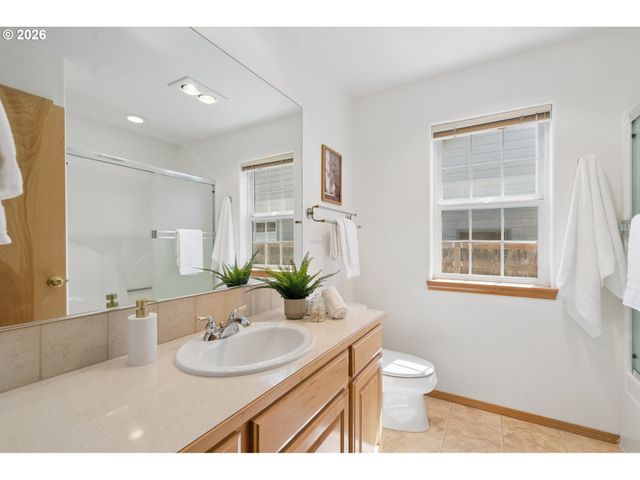 2446 Sw BARBARA St, Mc Minnville, OR 97128