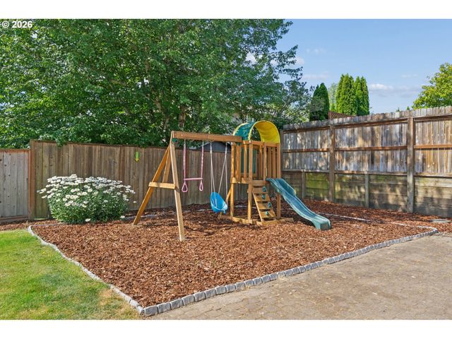 2446 Sw BARBARA St, Mc Minnville, OR 97128