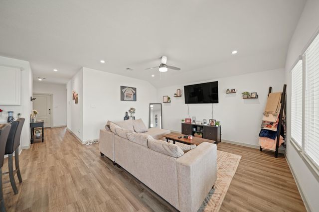 1103 Curly Angora Court, Rosharon, TX 77583