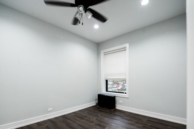 6101 N Winthrop Avenue 2, Chicago, IL 60660