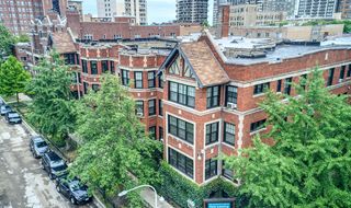 6101 N Winthrop Avenue 2, Chicago, IL 60660
