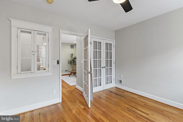11 E HAMBURG ST, Baltimore, MD 21230