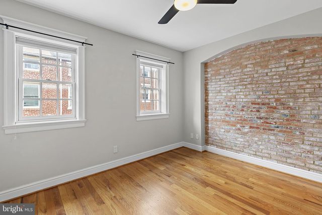 11 E HAMBURG ST, Baltimore, MD 21230