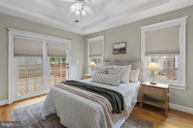 11 E HAMBURG ST, Baltimore, MD 21230