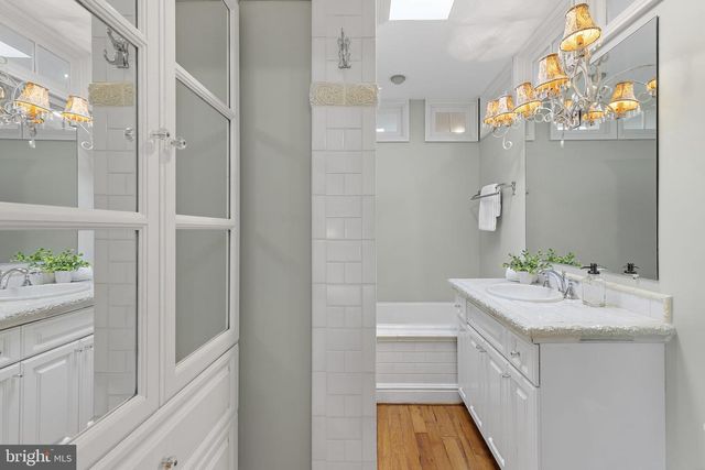 11 E HAMBURG ST, Baltimore, MD 21230