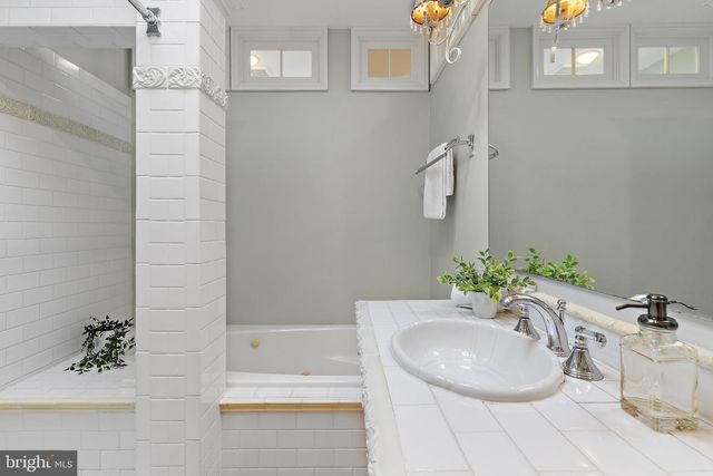 11 E HAMBURG ST, Baltimore, MD 21230