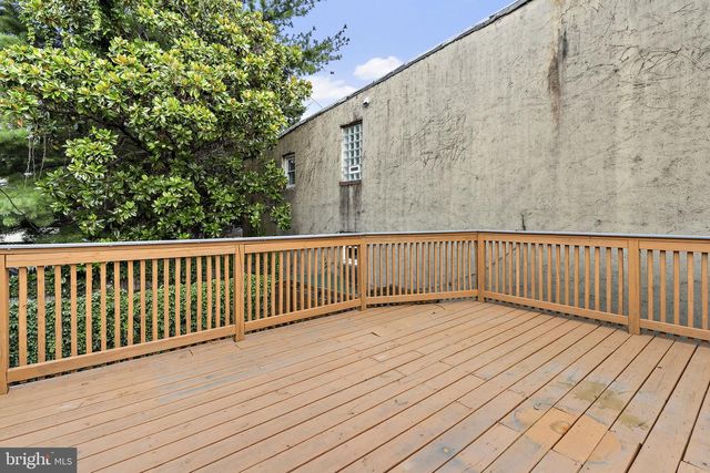 11 E HAMBURG ST, Baltimore, MD 21230