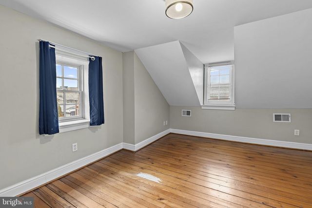 11 E HAMBURG ST, Baltimore, MD 21230
