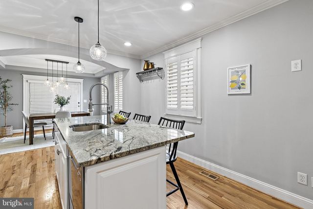 11 E HAMBURG ST, Baltimore, MD 21230