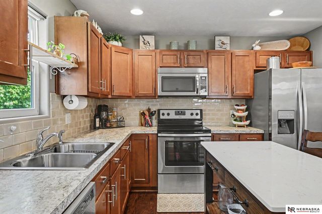 210 N 2nd Street, Springfield, NE 68059