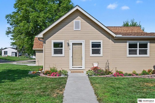 210 N 2nd Street, Springfield, NE 68059