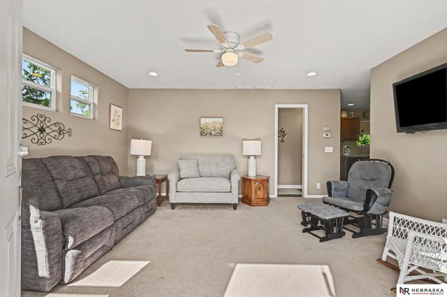 210 N 2nd Street, Springfield, NE 68059
