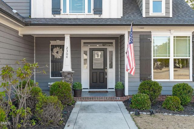 2304 Kingston Wood Drive, Fuquay Varina, NC 27526