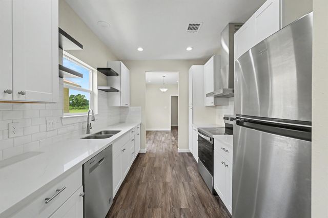 50 Westlake West, Trinity, TX 75862