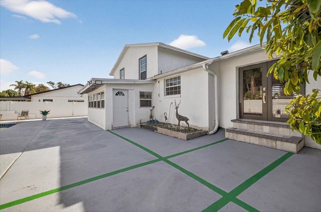 7613 RUSTIC DR, Tampa, FL 33634