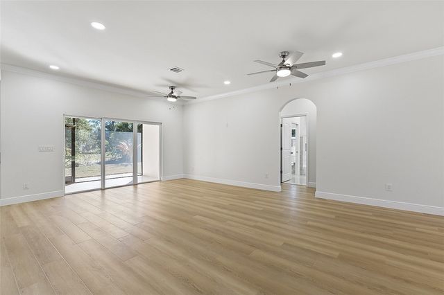 4805 66th Lane, Vero Beach, FL 32967