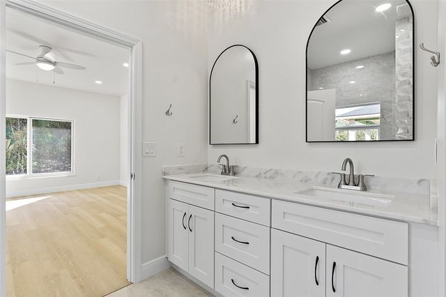 4805 66th Lane, Vero Beach, FL 32967