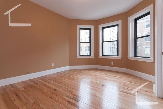 6 Lothian Rd 1A, Boston, MA 02135