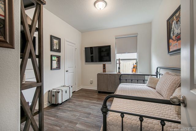 10007 Overlook Point, San Antonio, TX 78245