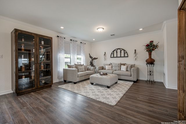 10007 Overlook Point, San Antonio, TX 78245