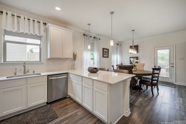 10007 Overlook Point, San Antonio, TX 78245