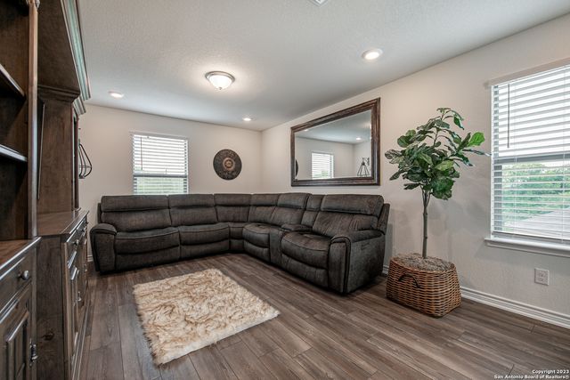 10007 Overlook Point, San Antonio, TX 78245