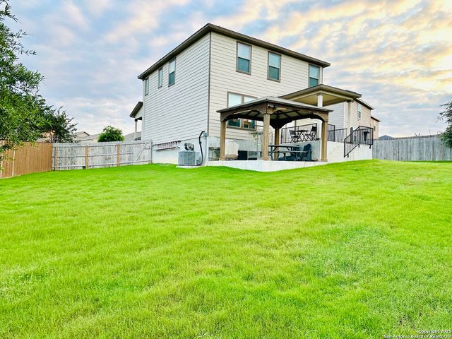 10007 Overlook Point, San Antonio, TX 78245