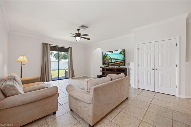 1618 SW 14th ST, Cape Coral, FL 33991