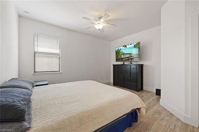 1618 SW 14th ST, Cape Coral, FL 33991