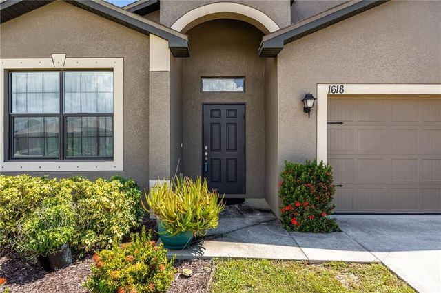 1618 SW 14th ST, Cape Coral, FL 33991