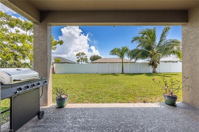 1618 SW 14th ST, Cape Coral, FL 33991
