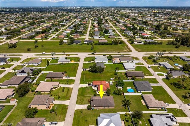 1618 SW 14th ST, Cape Coral, FL 33991