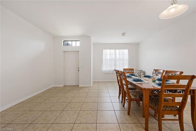 1618 SW 14th ST, Cape Coral, FL 33991