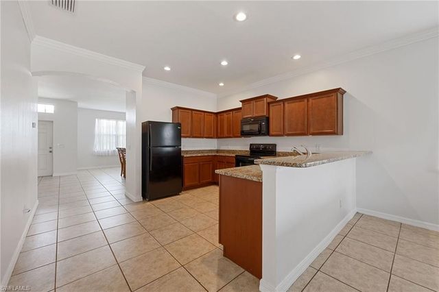1618 SW 14th ST, Cape Coral, FL 33991