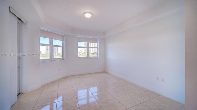 20000 E Country Club Drive 512, Aventura, FL 33180