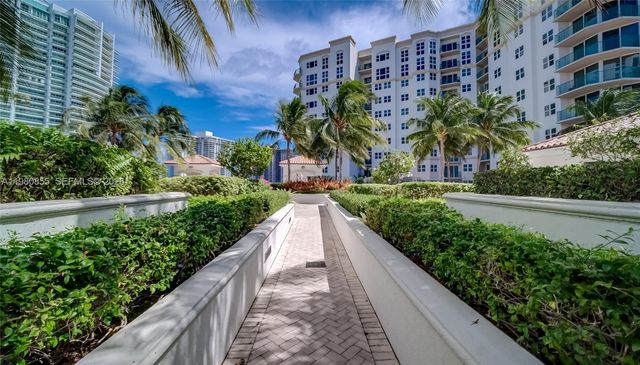 20000 E Country Club Drive 512, Aventura, FL 33180