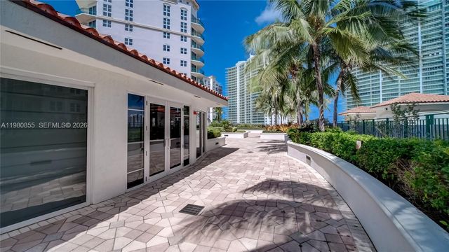20000 E Country Club Drive 512, Aventura, FL 33180