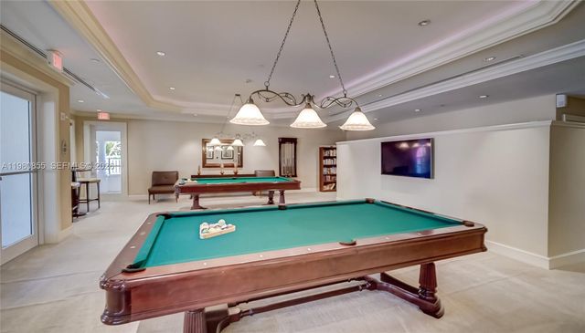 20000 E Country Club Drive 512, Aventura, FL 33180
