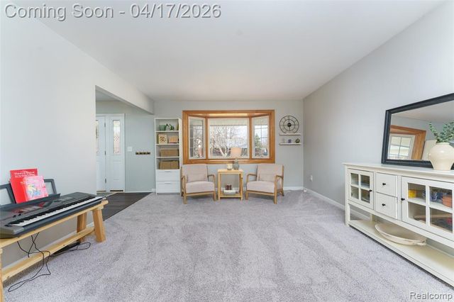 5854 Willow Creek Drive, Canton, MI 48187