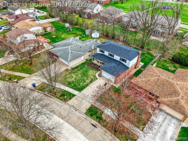 5854 Willow Creek Drive, Canton, MI 48187