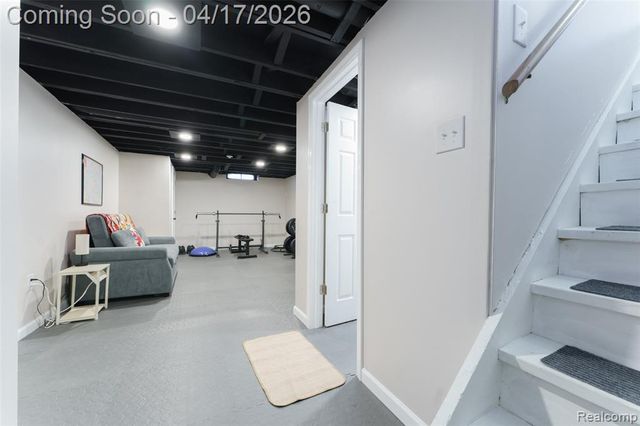 5854 Willow Creek Drive, Canton, MI 48187