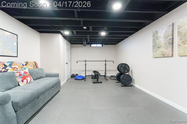 5854 Willow Creek Drive, Canton, MI 48187