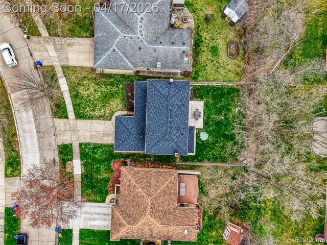 5854 Willow Creek Drive, Canton, MI 48187