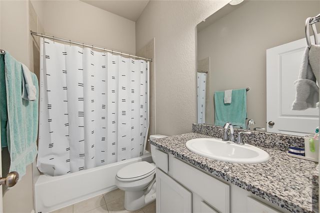 2352 Goldenglade Drive, Conroe, TX 77384