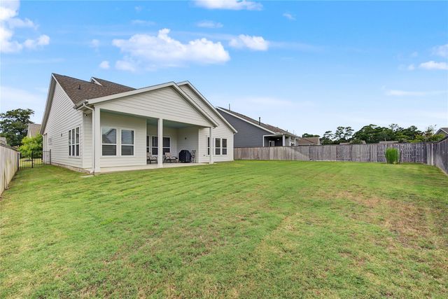 2352 Goldenglade Drive, Conroe, TX 77384