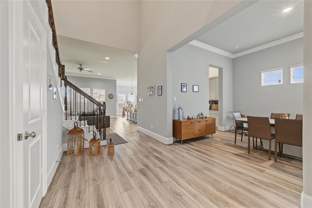 2352 Goldenglade Drive, Conroe, TX 77384